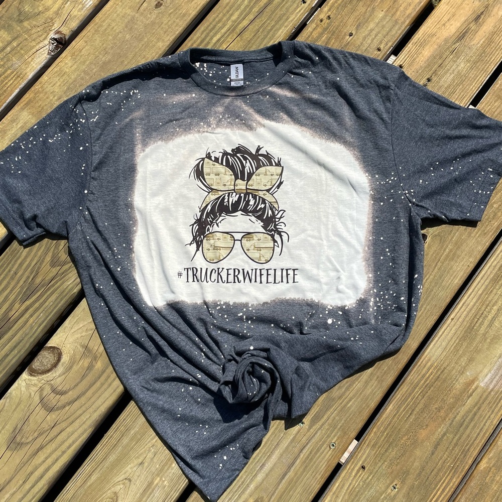 Trucker WIFE LIFE MESSY BUN TSHIRT XL